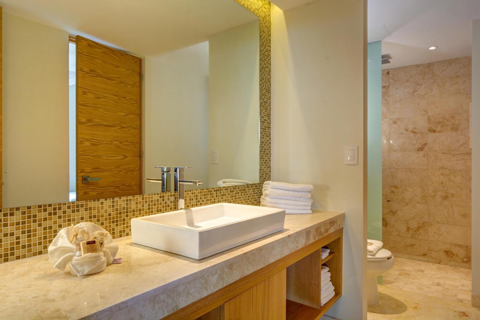 Anah Suites By Las Flores Vacation Rentals Playa del Carmen Ngoại thất bức ảnh